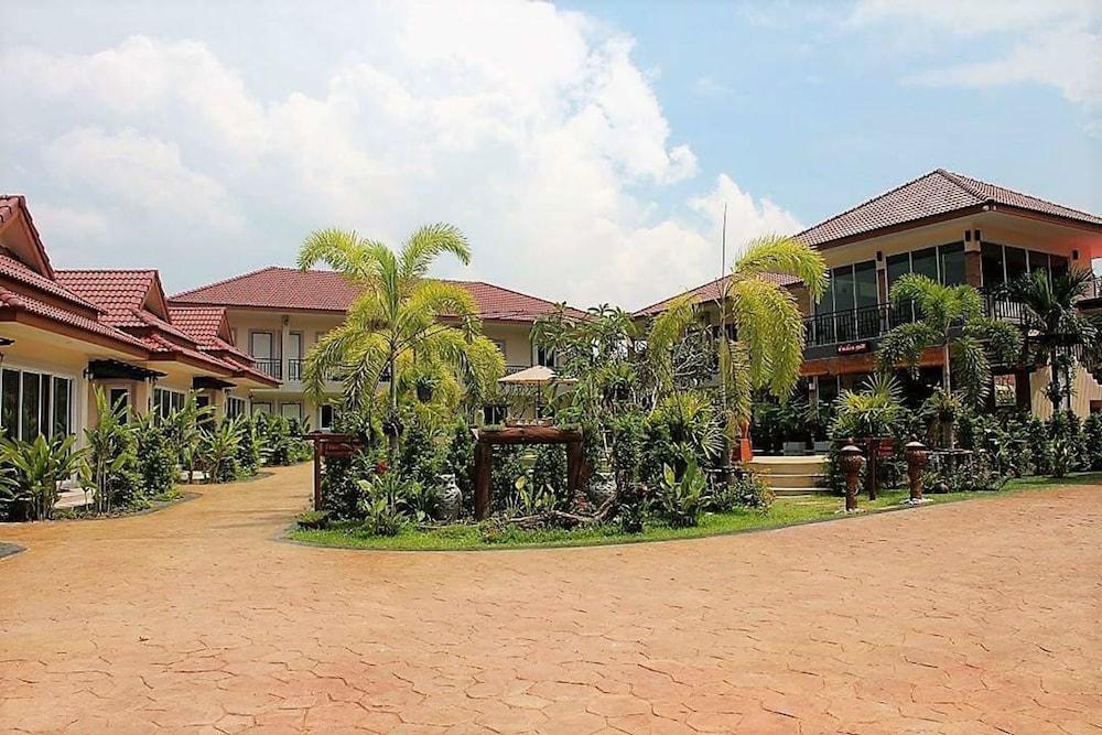 Baan Sooksiri Bangsaray Hotel Sattahip Luaran gambar